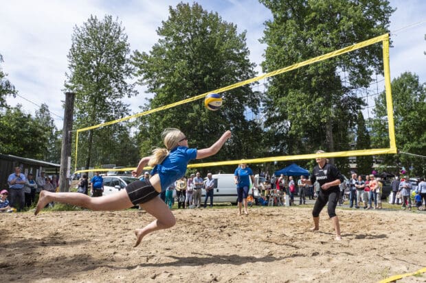 beachvolley Längelmäveden kesäpäivä