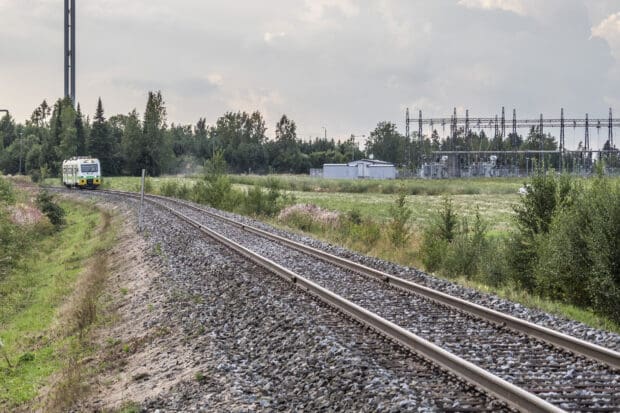 Sukkavartaan aluetta radan varressa